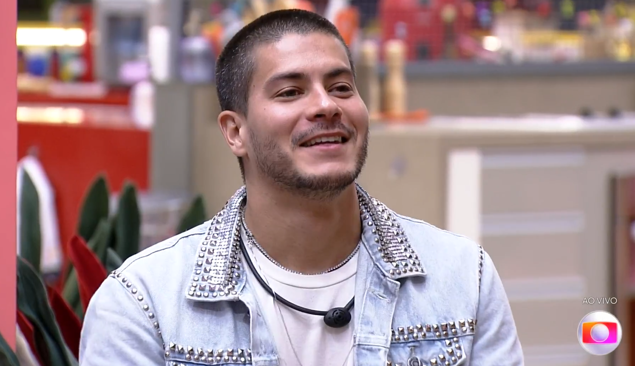 Arthur Aguiar é um dos finalistas do BBB22