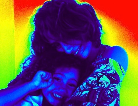 Camila Pitanga e a filha, Antônia