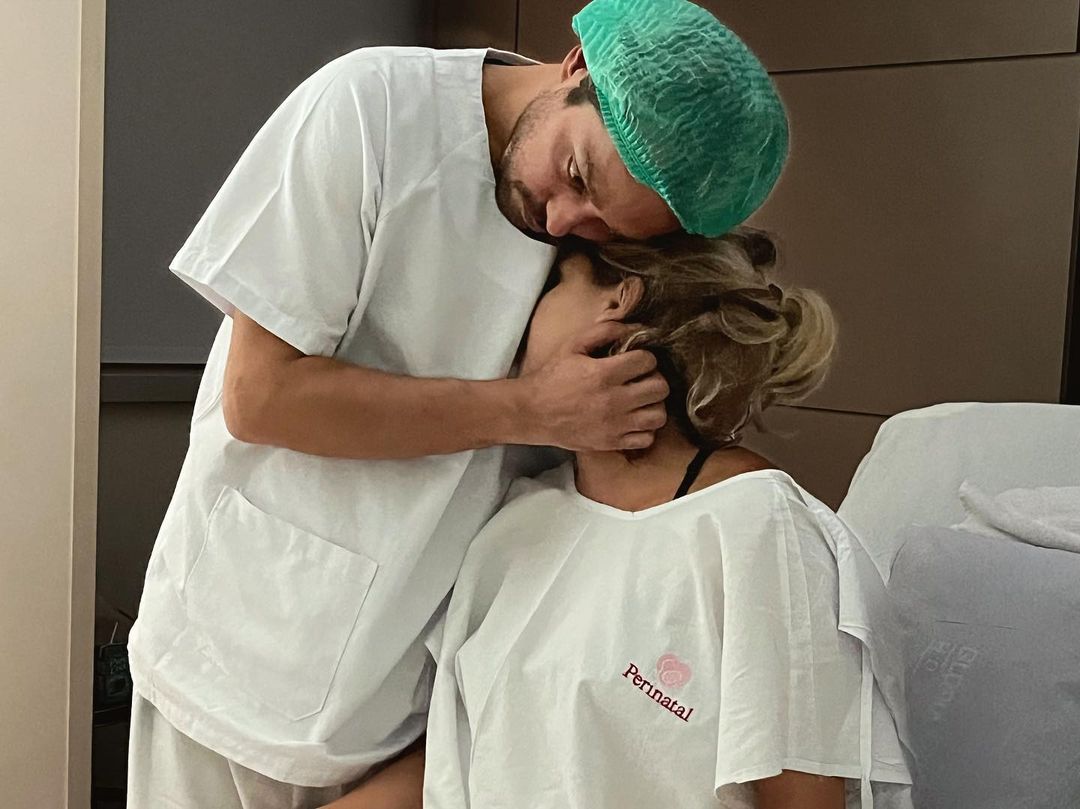 Eduardo e a esposa, Louise D'Tuani