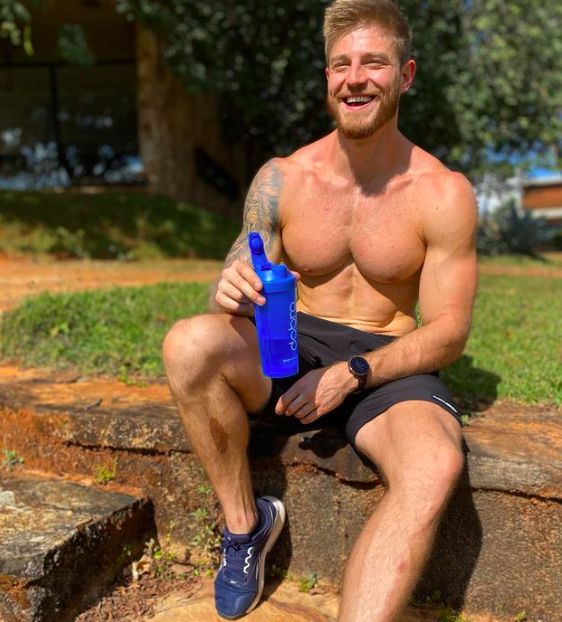 Kaique Cerveny é atleta de crossfit