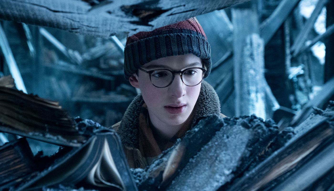 Louis Hynes fez sua estreia como ator em