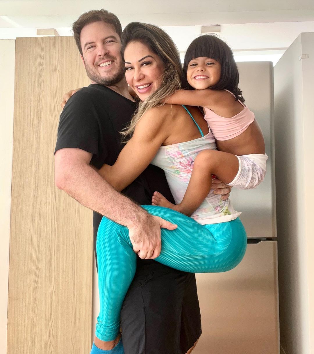 Maíra Cardi, Thiago Nigro e a filha caçula da empresária, Sophia