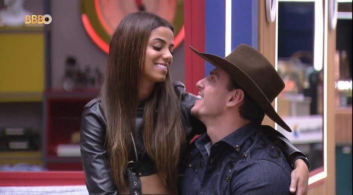 Segundo a jogadora, término foi uma decisão de Gustavo