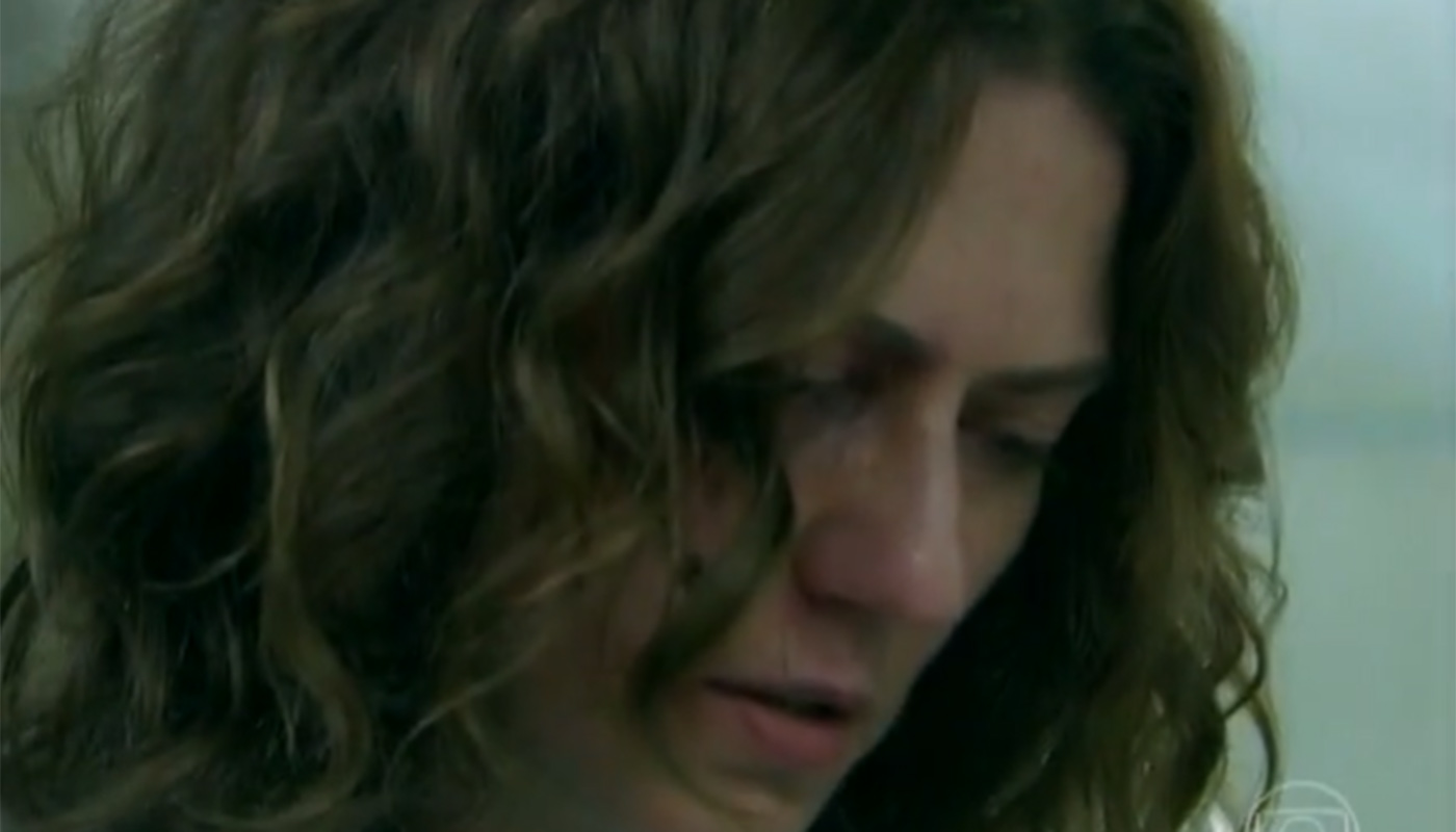 Flora termina a novela na cadeia