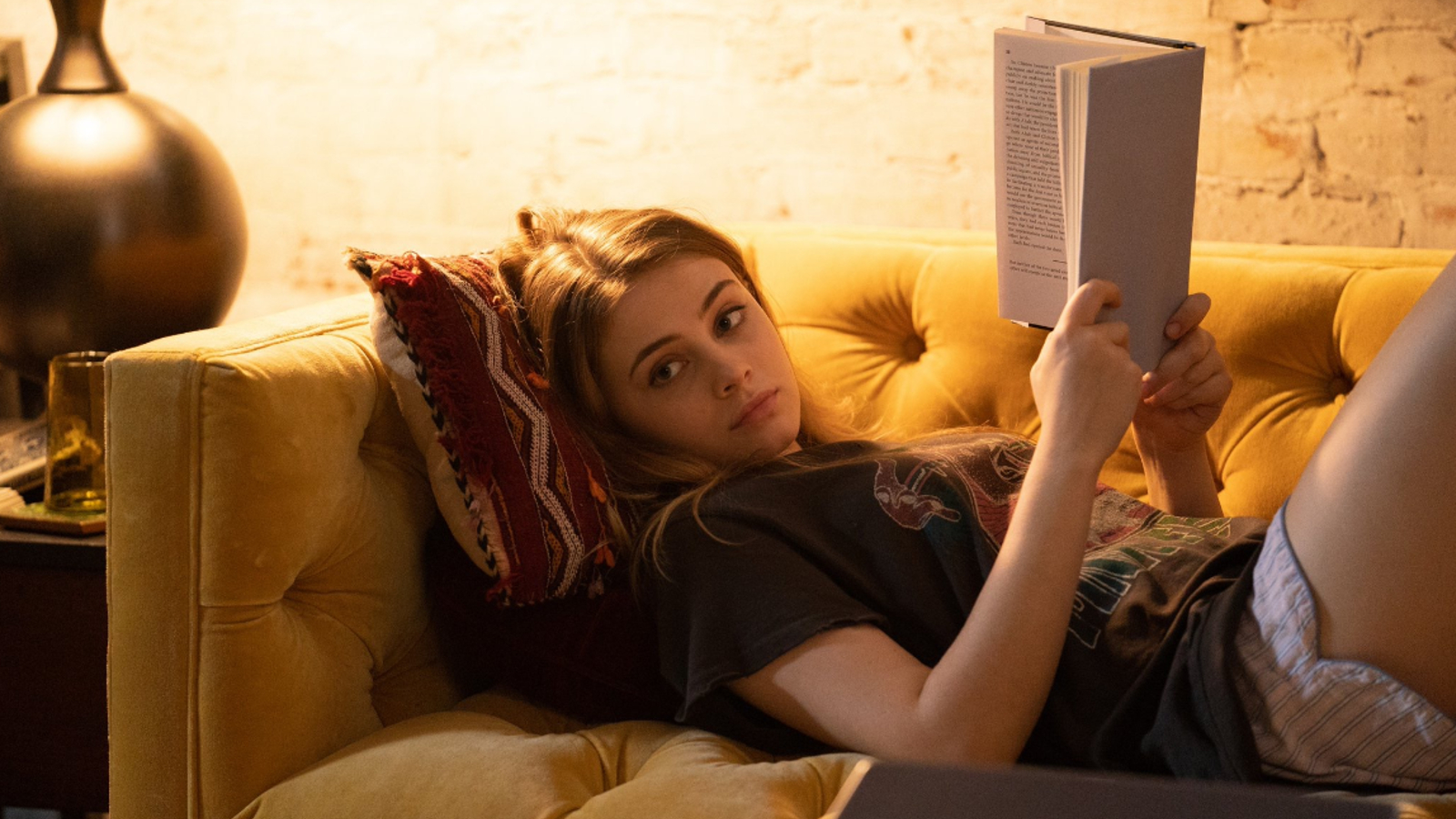 Josephine Langford é a protagonista da franquia
