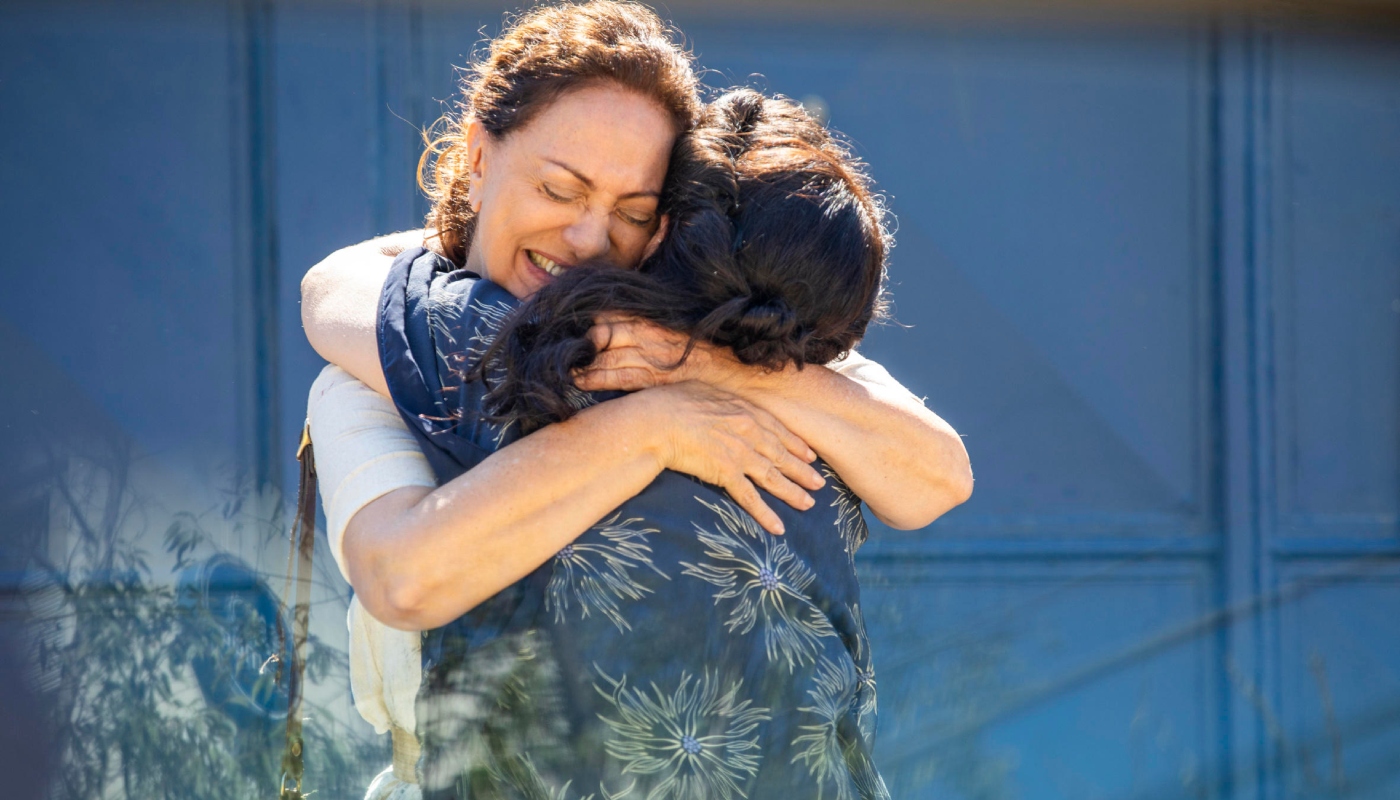 Agatha (Eliane Giardini) e Angelina (Inez Viana) em