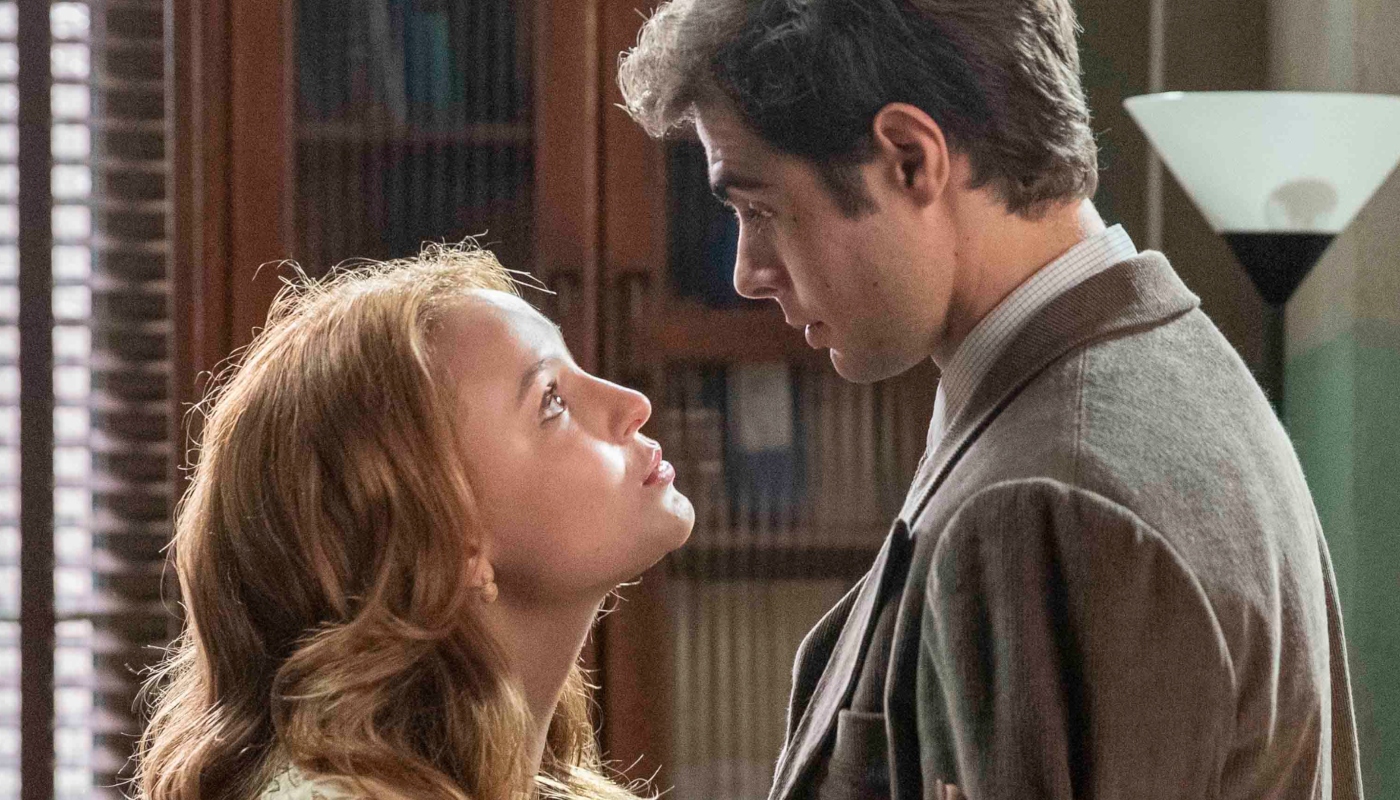 Isadora (Larissa Manoela) e Davi (Rafael Vitti) em
