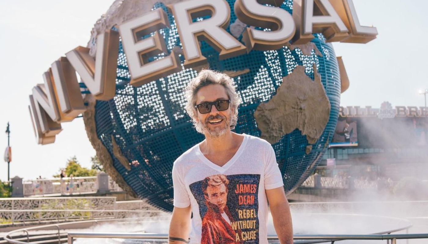 Alexandre Nero curte férias na Disney