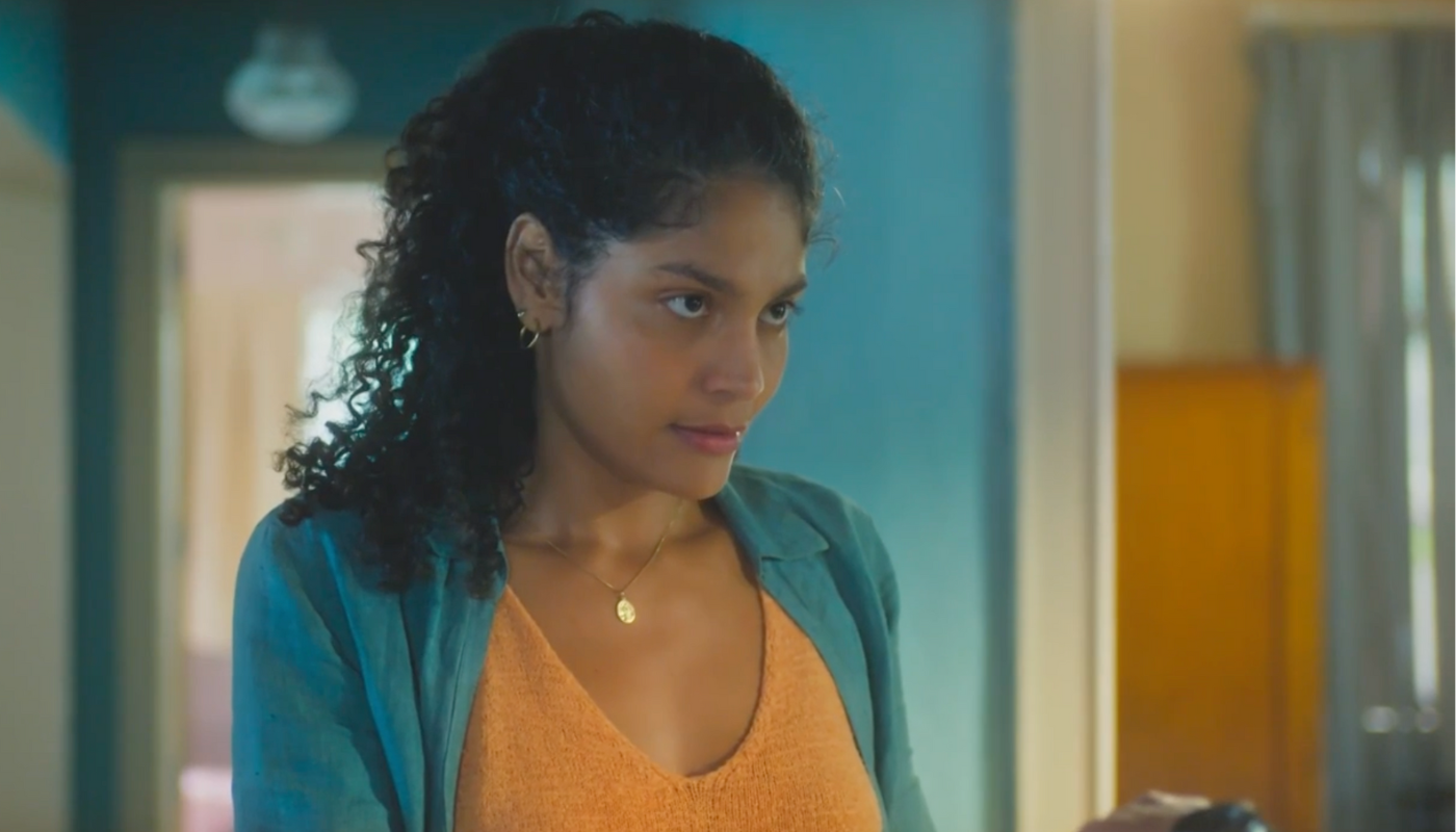 Aline (Barbara Reis) em