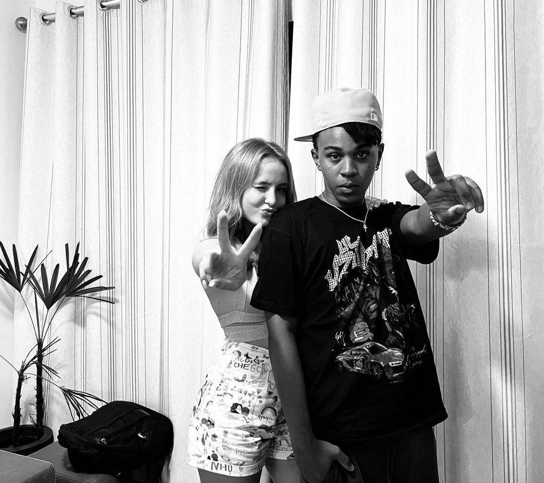 Larissa Manoela e Jean Paulo Campos