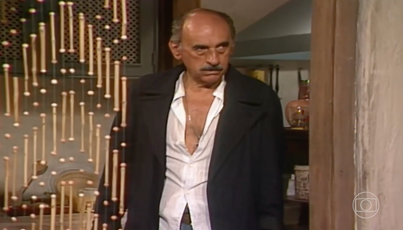 Sebastião Vasconcelos era Floriano Araújo na novela