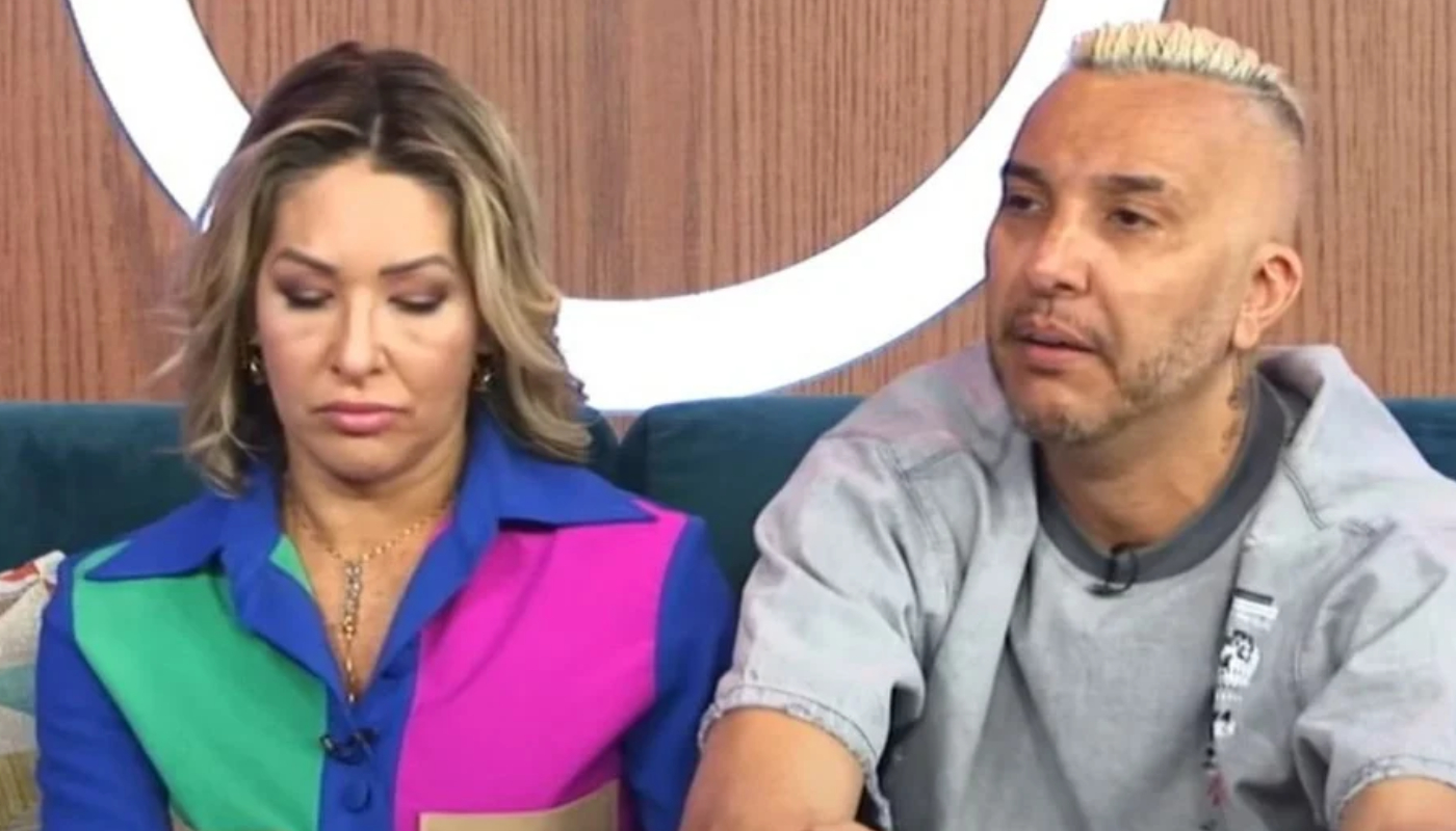 Claudia Baronesa e Rogério em live do