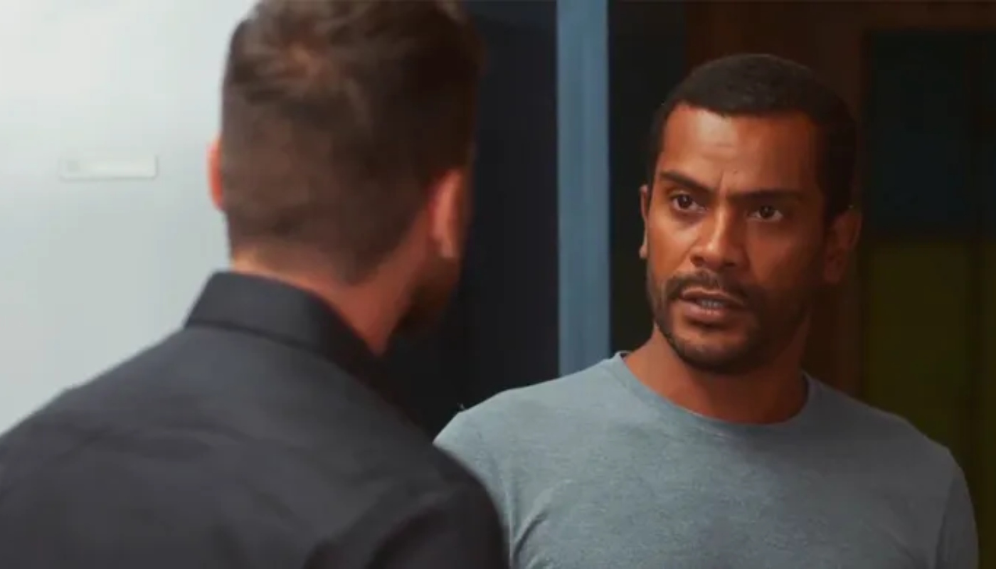 Ben (Samuel de Assis) e Theo (Emilio Dantas) em