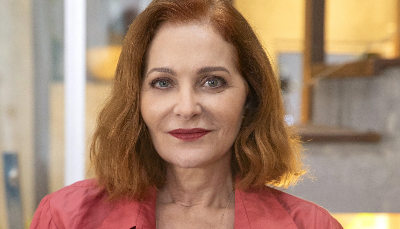 Brenda (Alexandra Richter) em