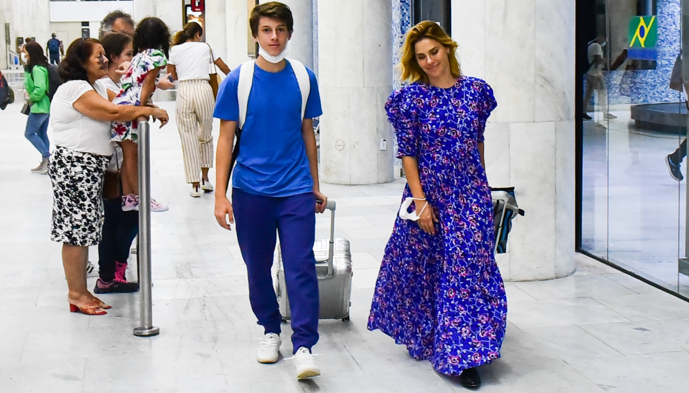 Carolina Dieckmann com o filho José Worcman