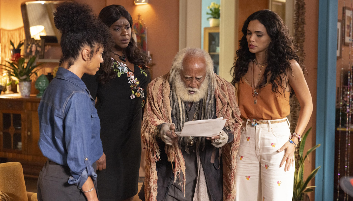 Cecília (Cinnara Leal), Maria Navalha (Olívia Araújo), Cata Ouro (Hilton Cobra) e Luna (Giovana Cordeiro) em