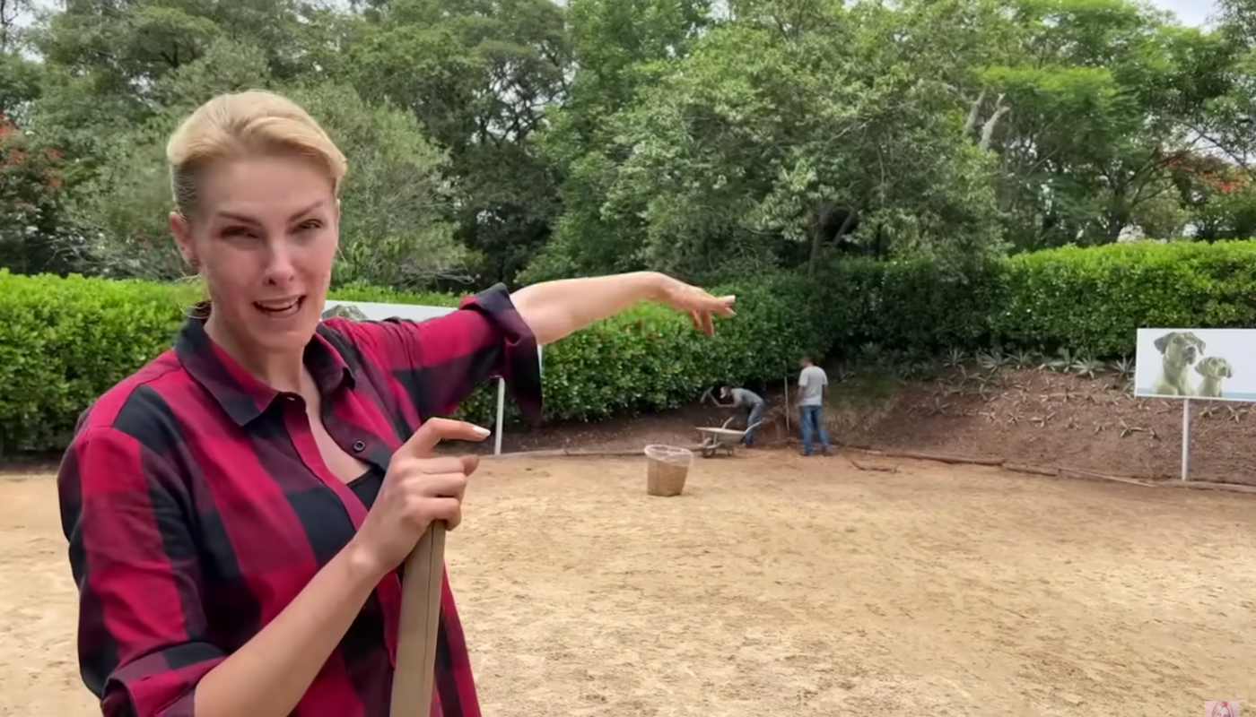 Ana Hickmann mostrou detalhes do chalé em seu canal no YouTube