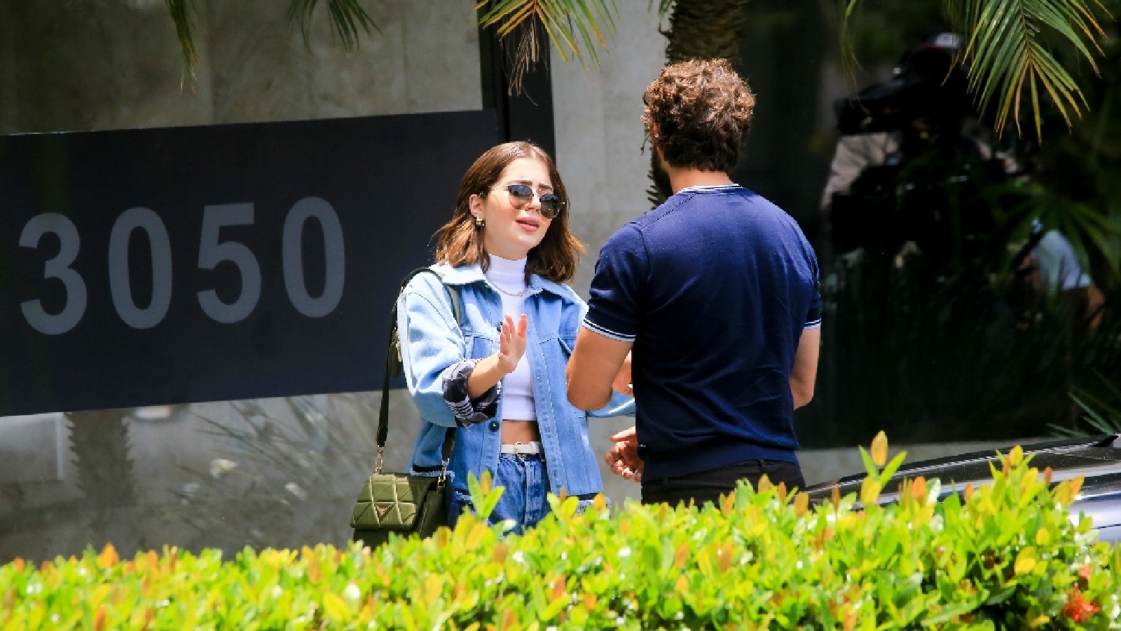 Chiara (Jade Picon) e Ari (Chay Suede)