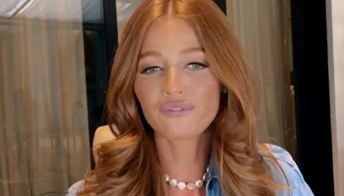 Cintia Dicker no