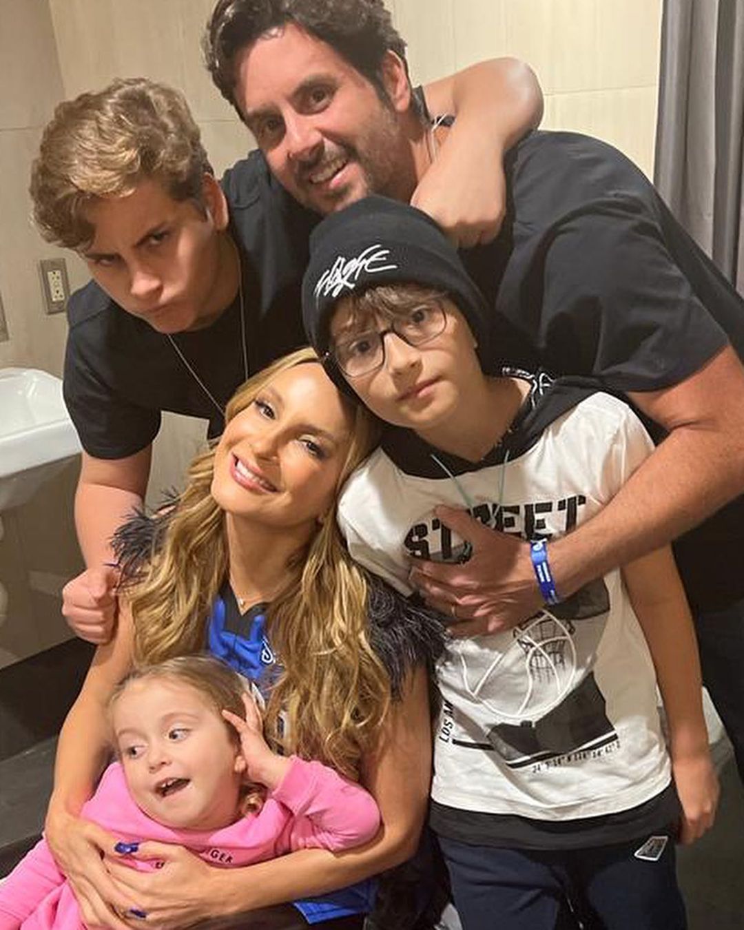 Claudia Leitte em família