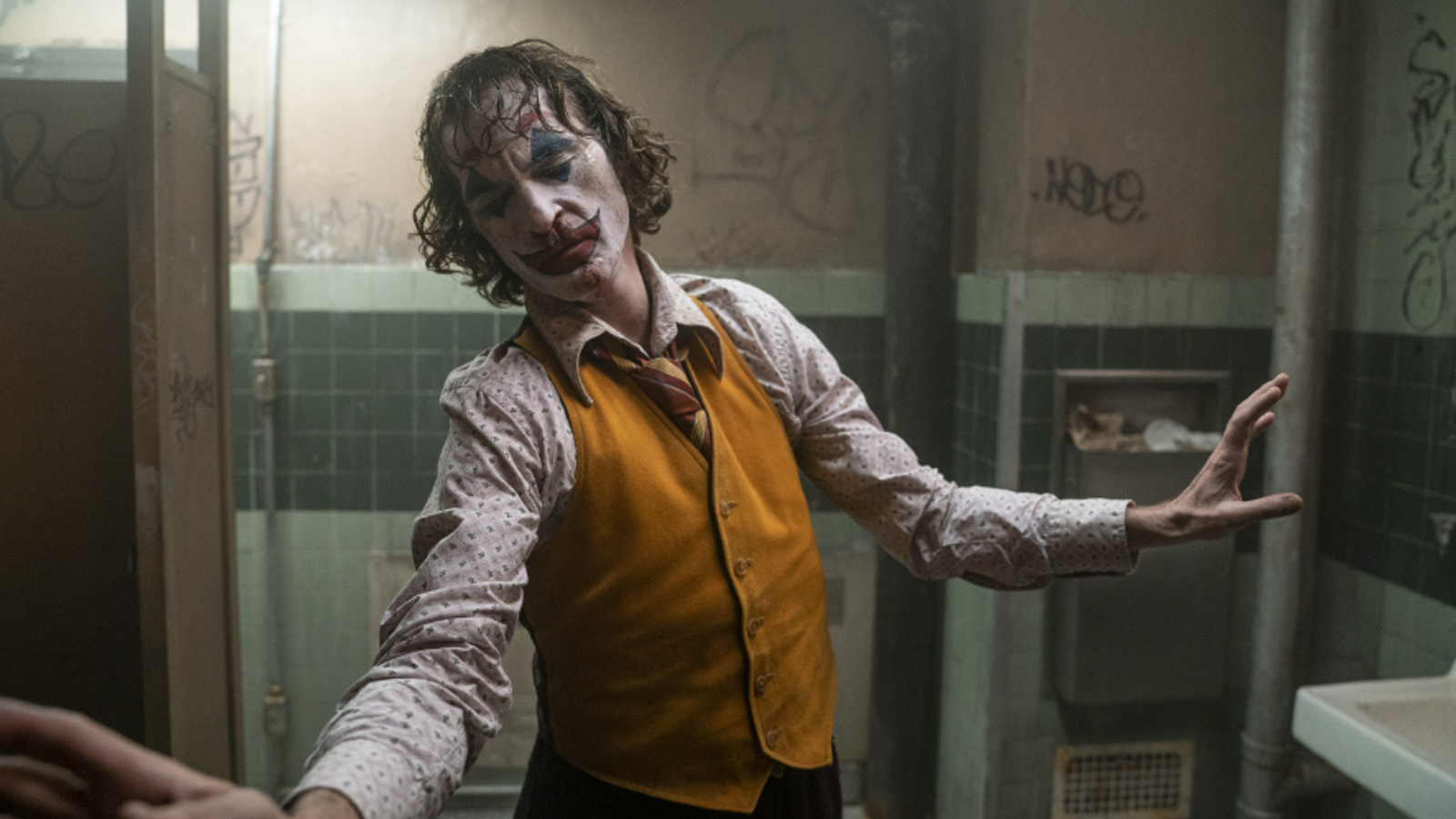 Joaquin Phoenix como Coringa no filme de 2019