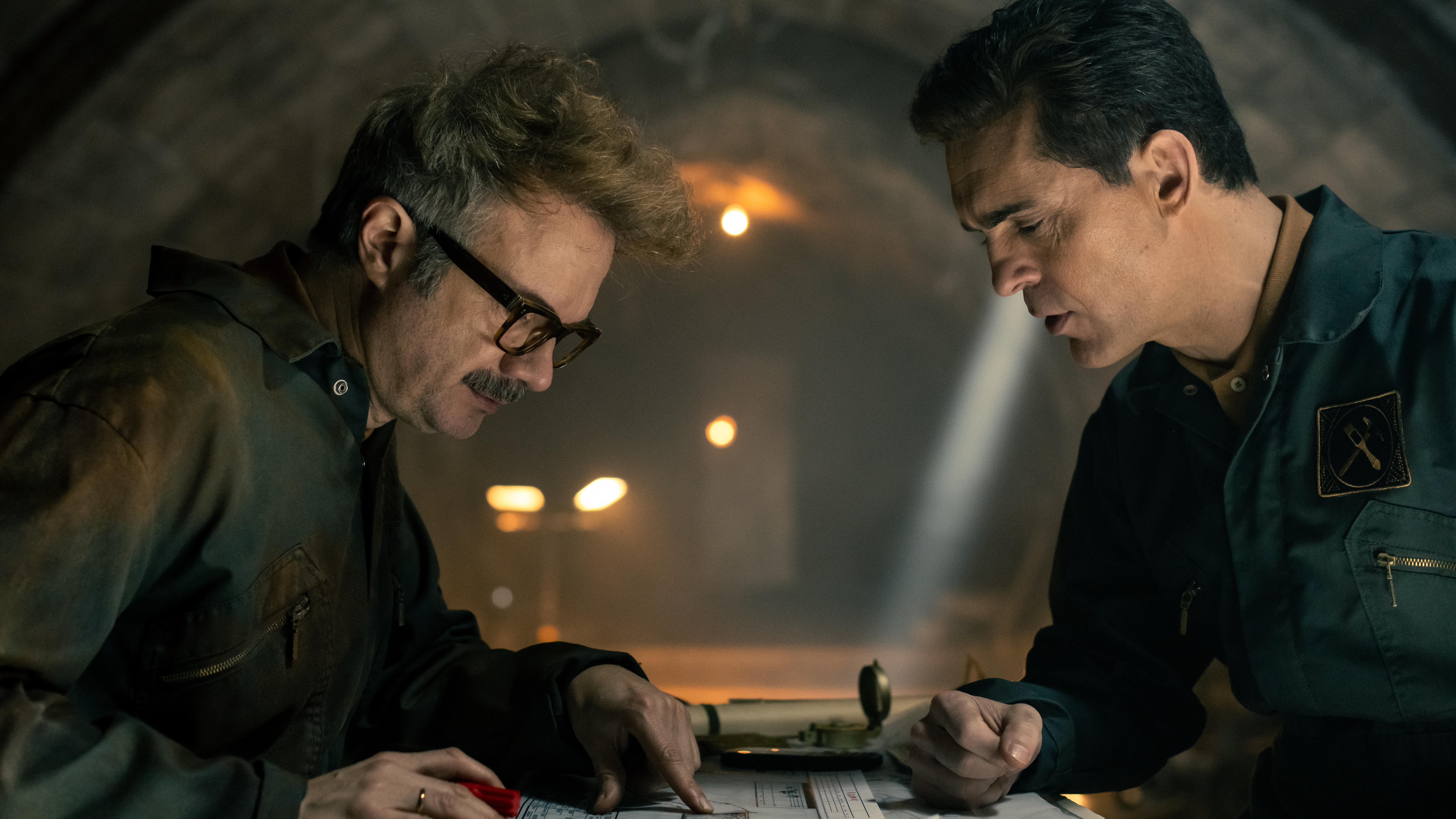 Damián e Berlim (Tristán Ulloa e Pedro Alonso) em