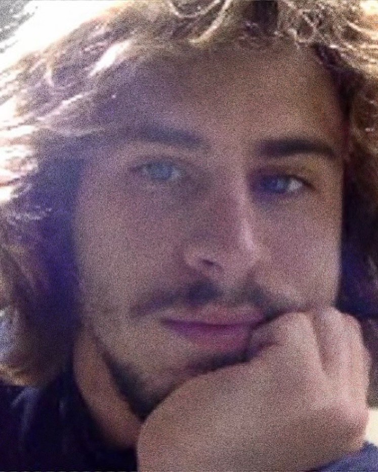 Davi Frota é filho de Carol Dieckmann e Marcos Frota