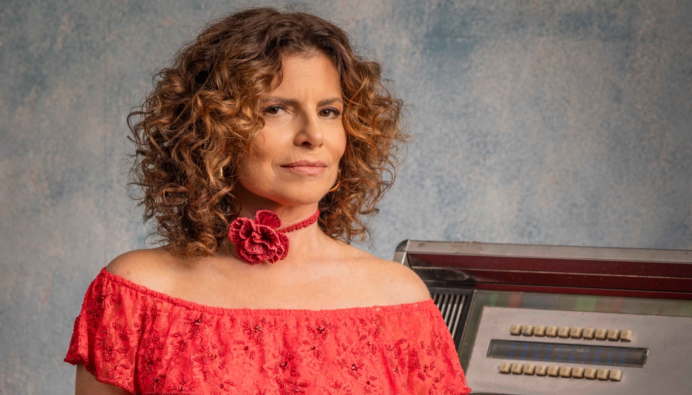 Deodora (Debora Bloch) em