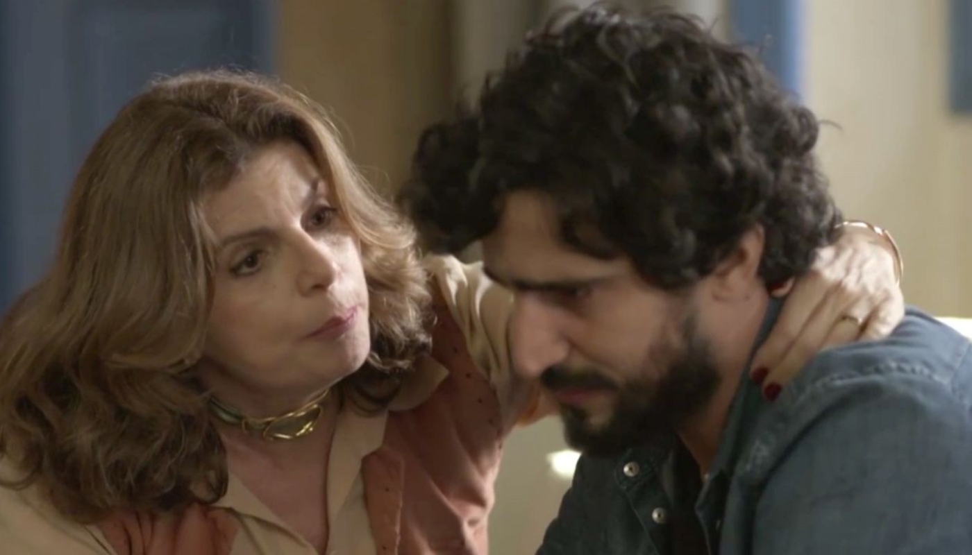 Deodora (Débora Bloch) e Tertulinho (Renato Góes) em