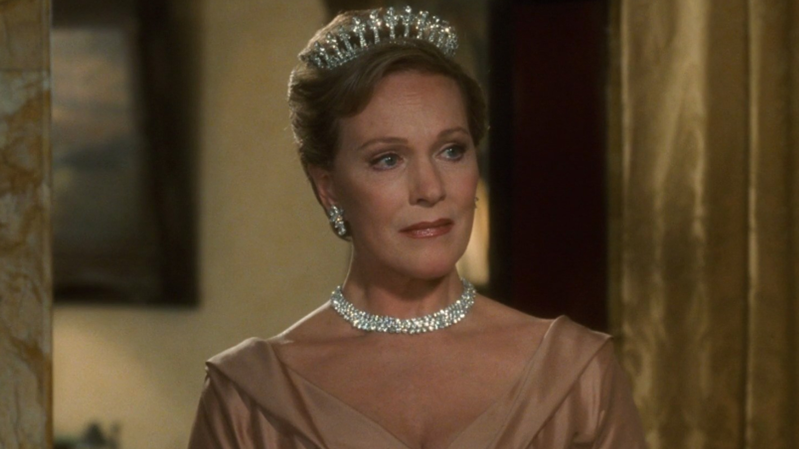 Julie Andrews em
