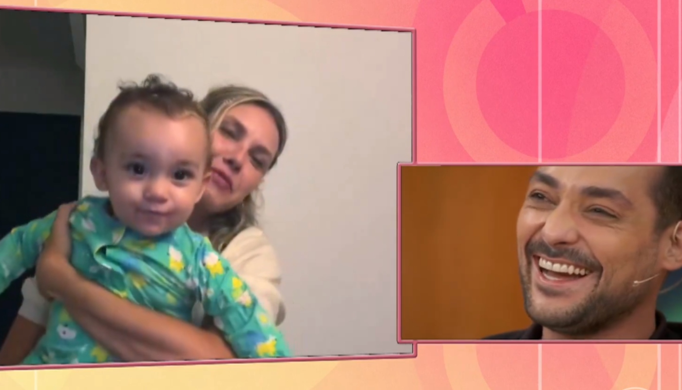 Esposa e filho de Eduardo Sterblitch, Louise D'Tuani e Caetano, e o ator