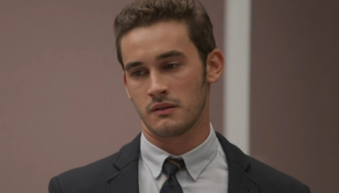 Giovanni (Filipe Bragança) em