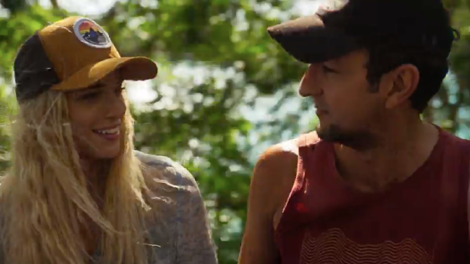 Érica (Marcela Fetter) e José Lucas (Irandhir Santos).