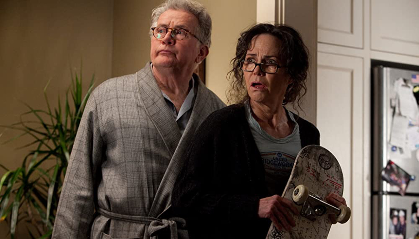 Sally Field como Tia May