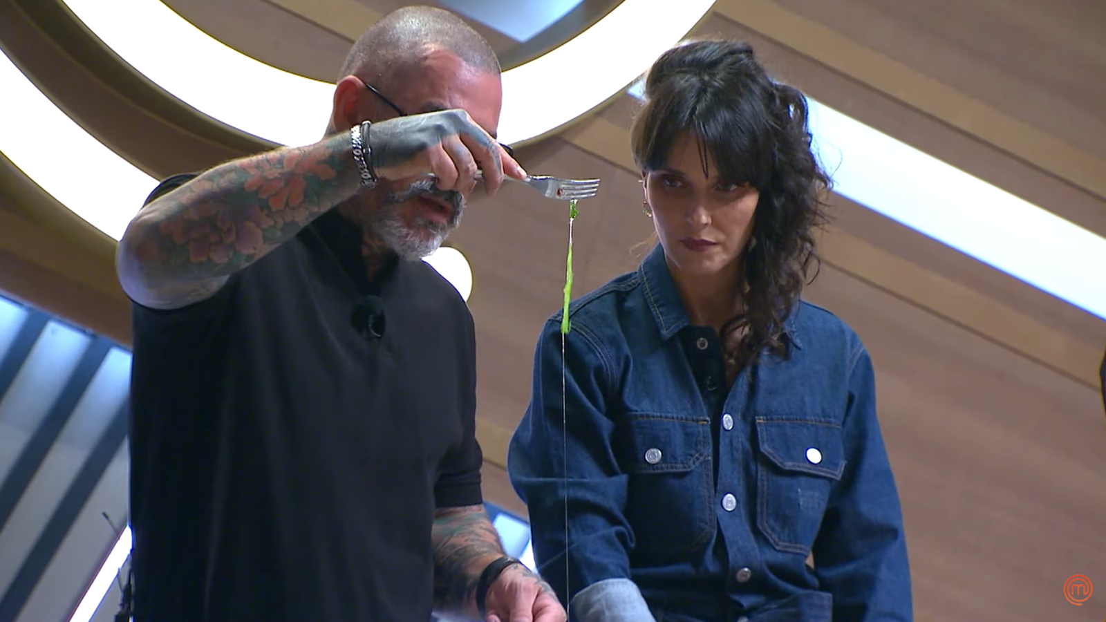 Henrique Fogaça e Helena Rizzo experimentam receita de Edleide no