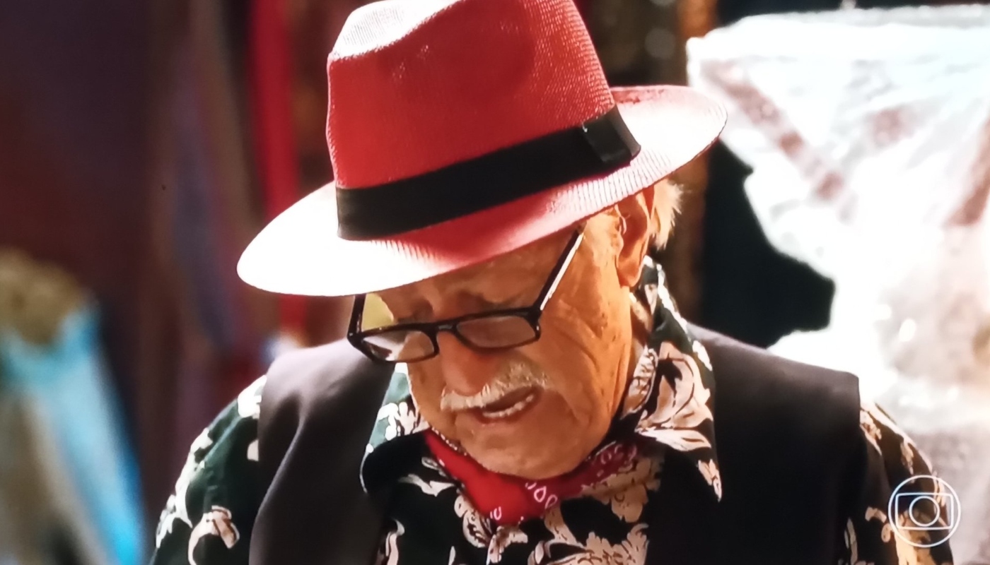 Lampião (Ary Fontura) em