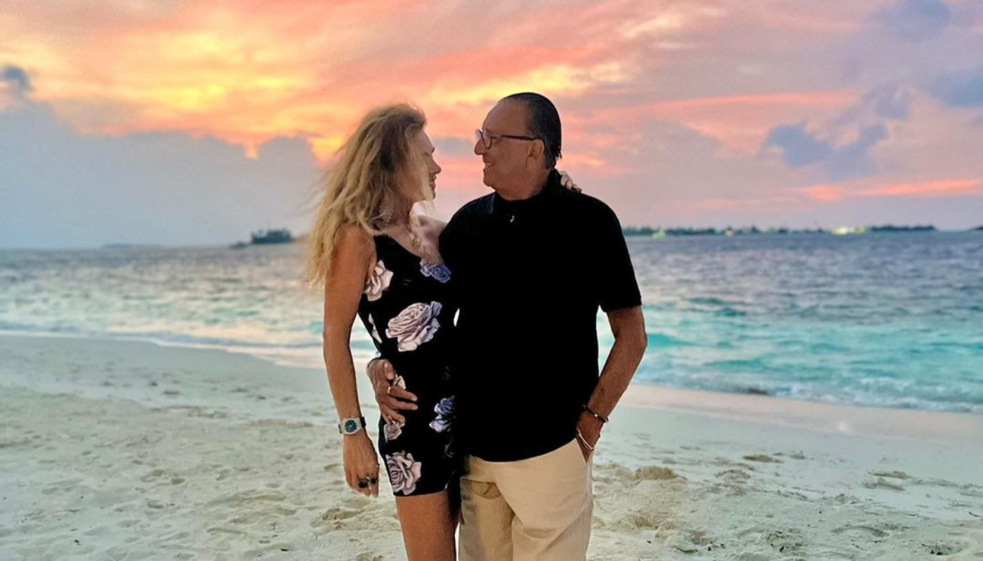 Narrador fez questão de exaltar a esposa em entrevista