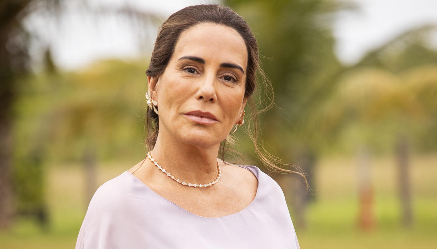 Gloria Pires como Irene