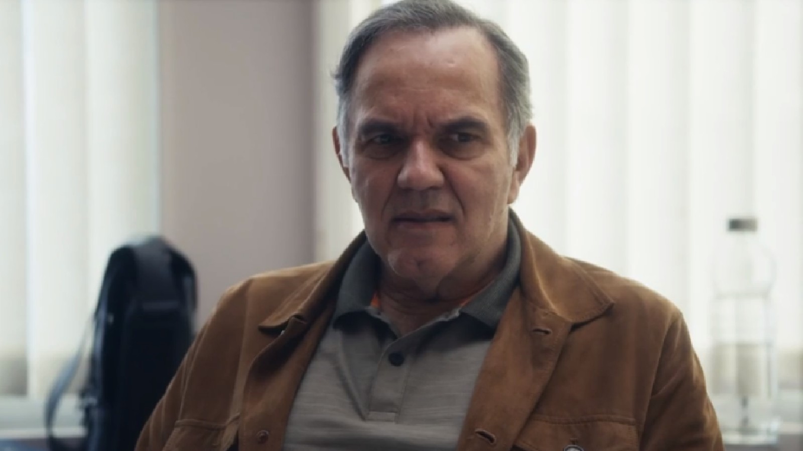 Guerra (Humberto Martins)