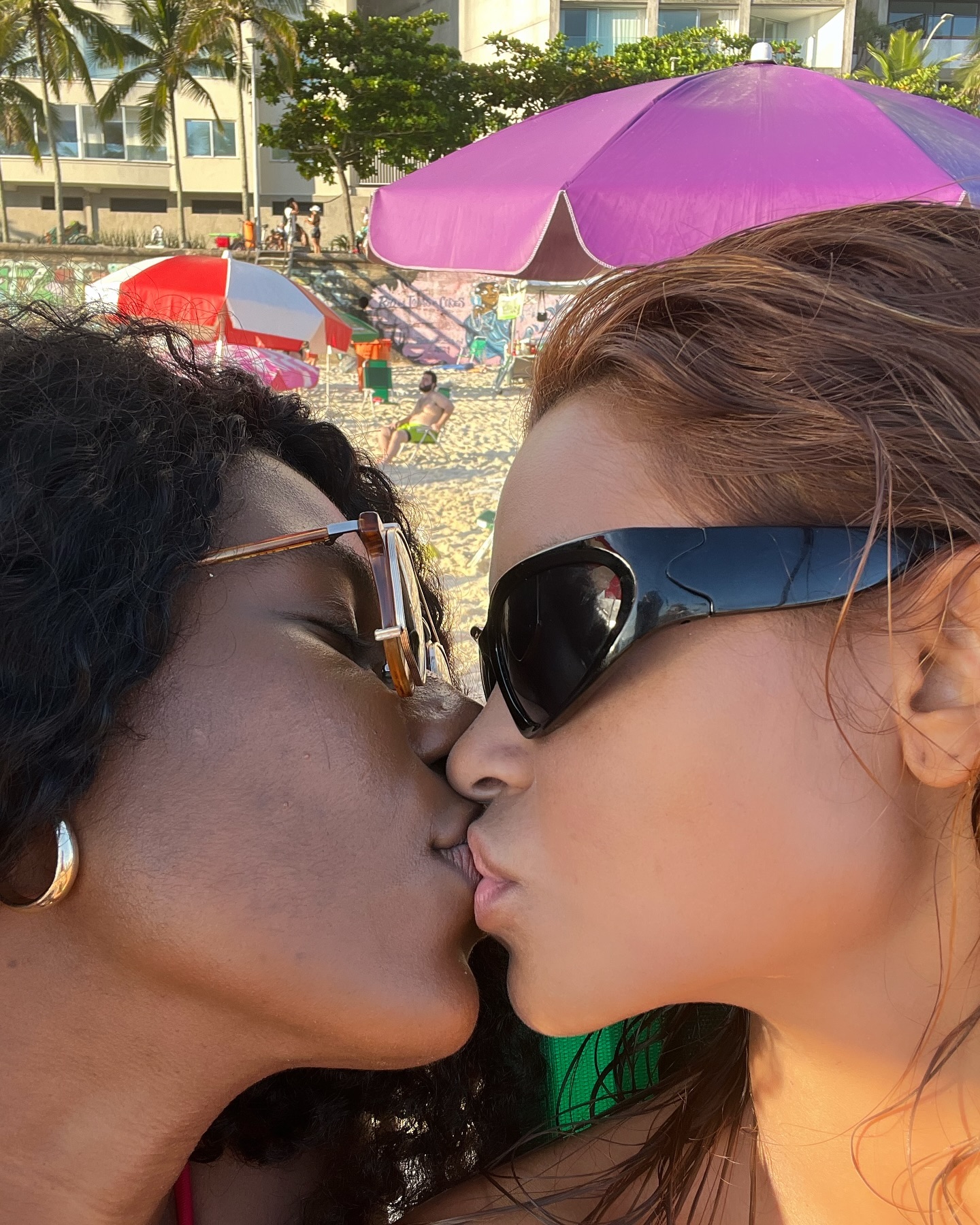 Indira Nascimento e Lucy Alves