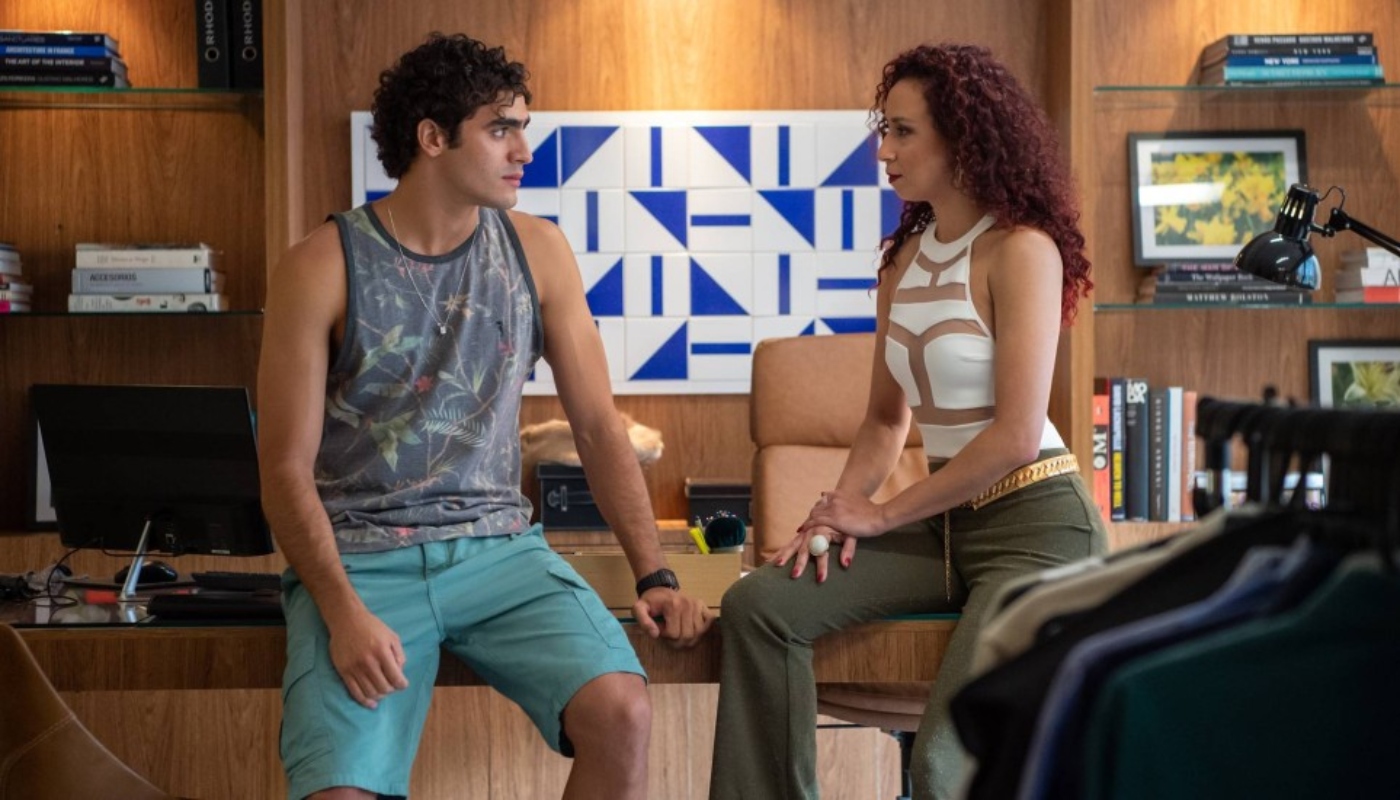 Javé (Jhona Burjack) e Mauritânia (Thalita Carauta) em