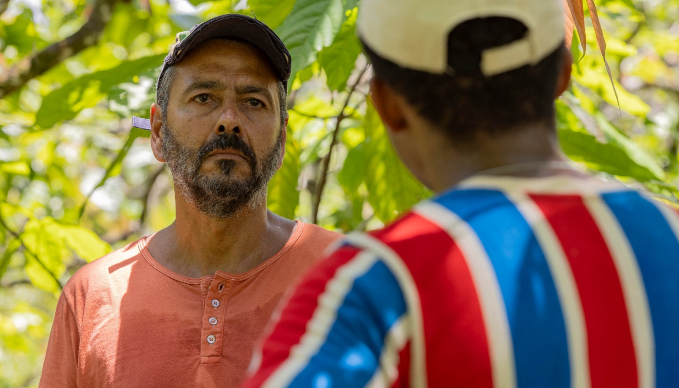 José Inocêncio (Marcos Palmeira) e João Pedro (Juan Paiva) em