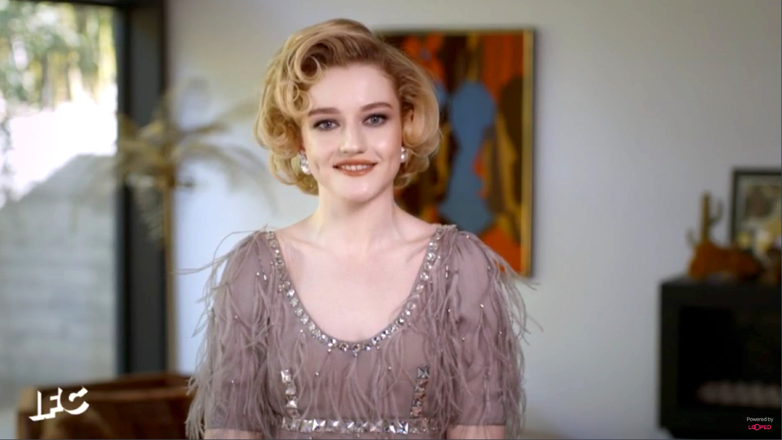 Julia Garner
