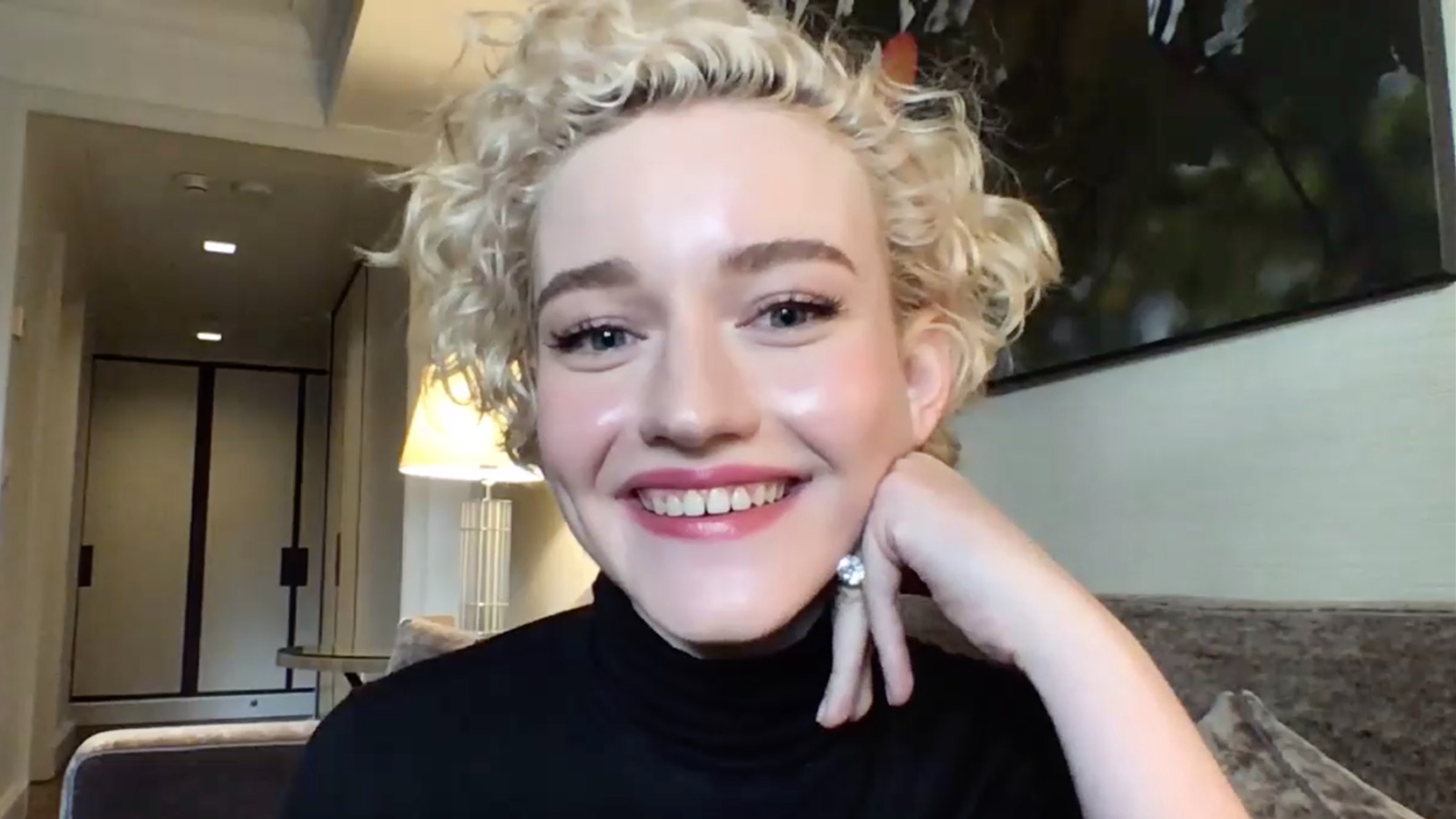 Julia Garner