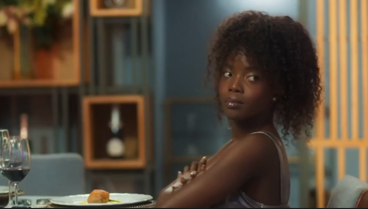 Kate (Clara Moneke)