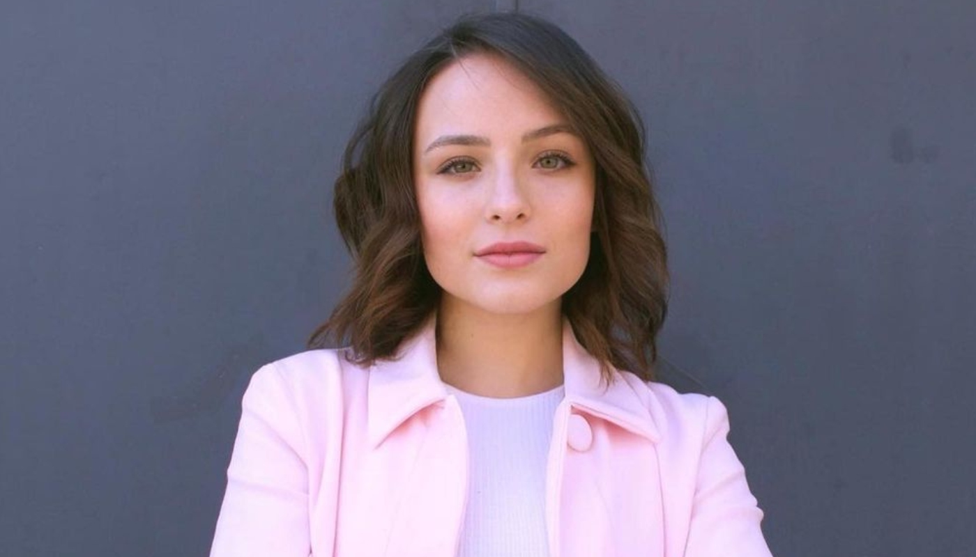 Larissa Manoela comemora nova fase da carreira