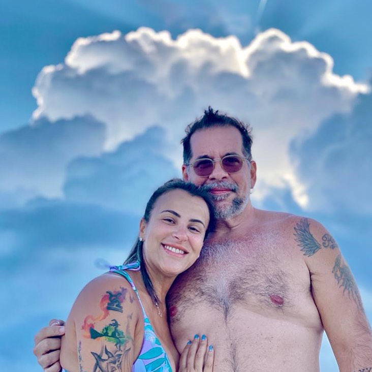 Leandro Hassum e a esposa, Karina Gomes