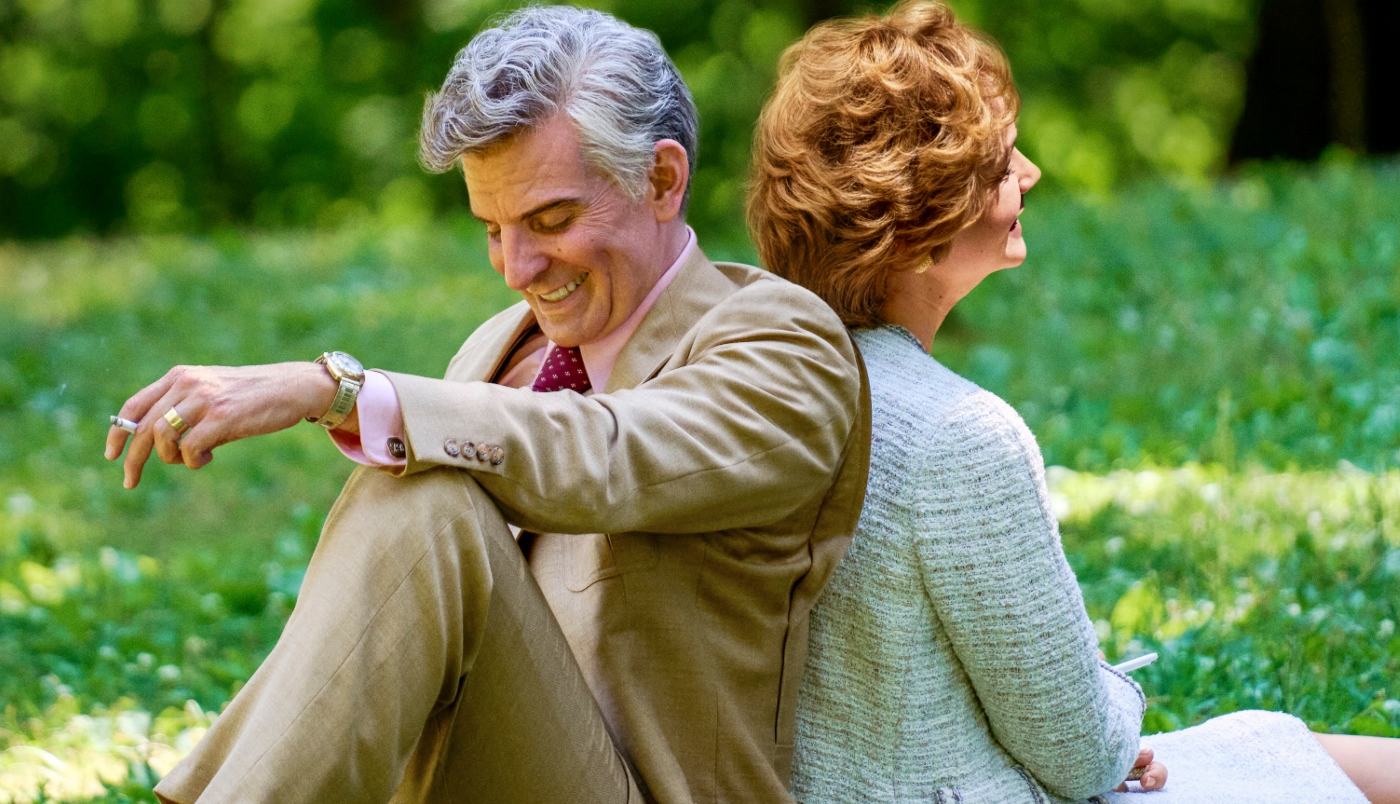 Bradley Cooper e Carey Mulligan contam a história de Leonard Bernstein e Felicia Montealegre em