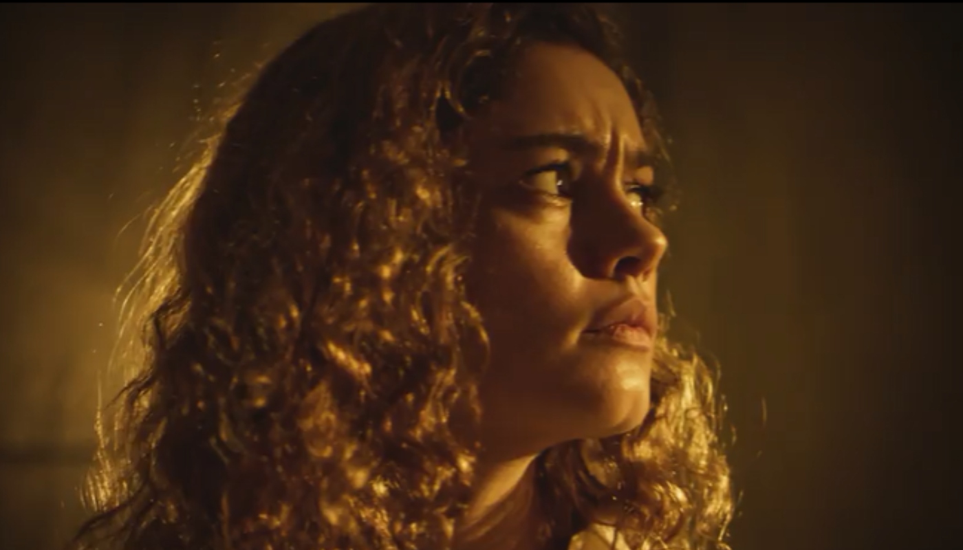 Maíra (Sophie Charlotte) em