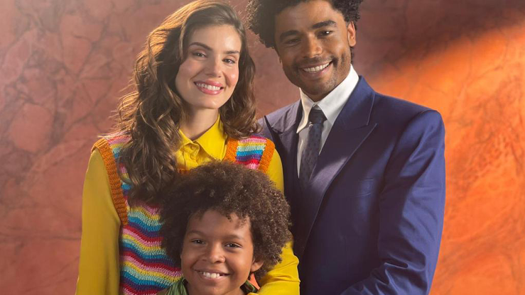 Marê (Camila Queiroz), Orlando (Diogo Almeida) e Marcelinho (Levi Asaf)